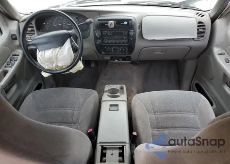 1999 Ford Explorer z USA, uszkodzony, nr VIN 1FMZU34X4XUC07140